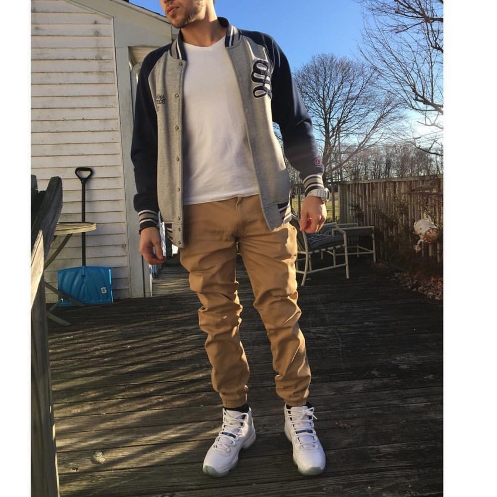 Khaki Denim Jean Joggers size 31 SUPER COMFY!!!